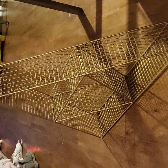 Pillow fort Triangle shelf unit - Picture 8 of 8